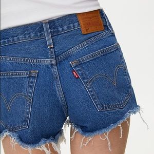 Levi’s 501 short - size 25 - indigo